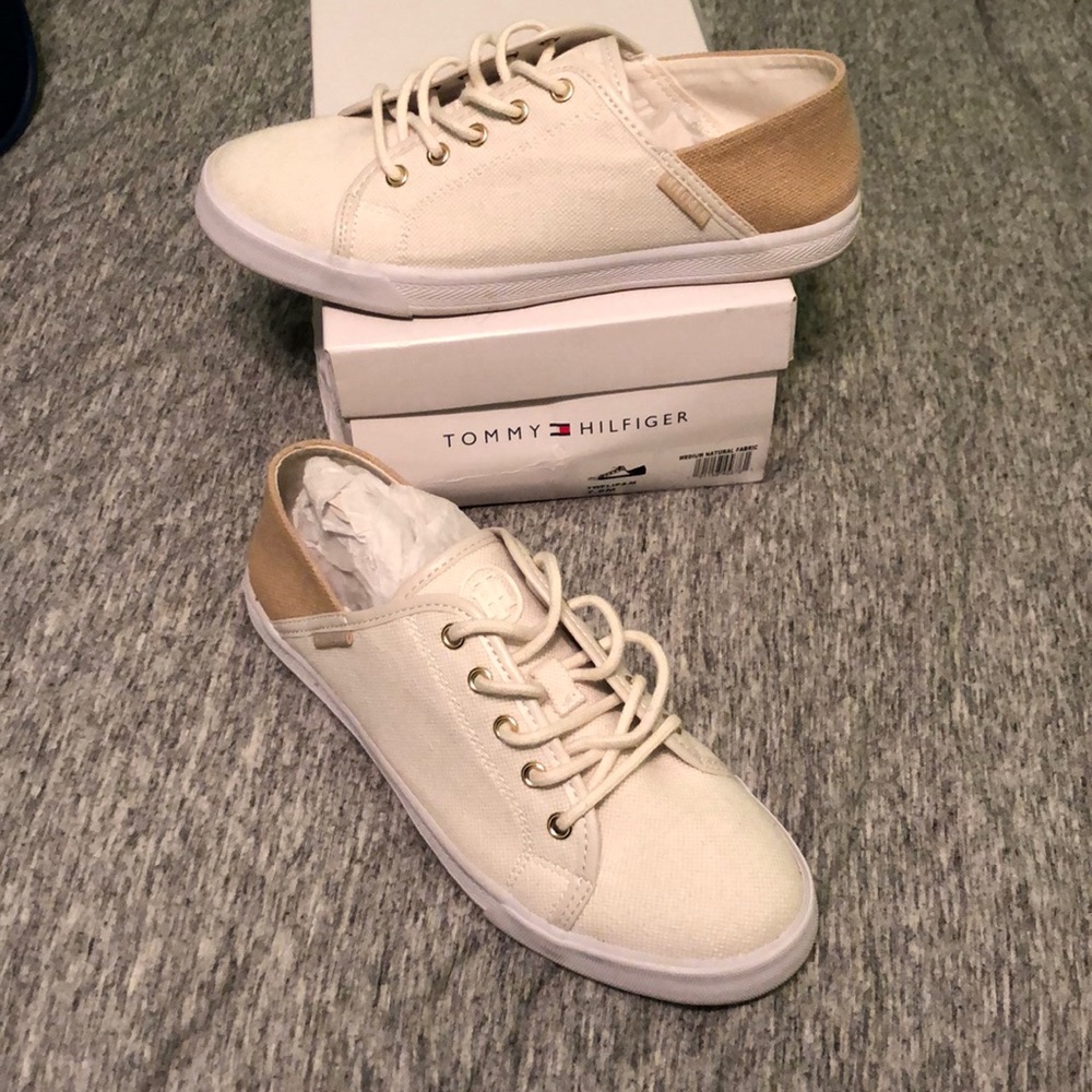 Tommy Hilfiger natural sneakers